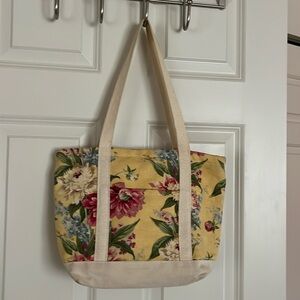 Floral fabric shoulder bag